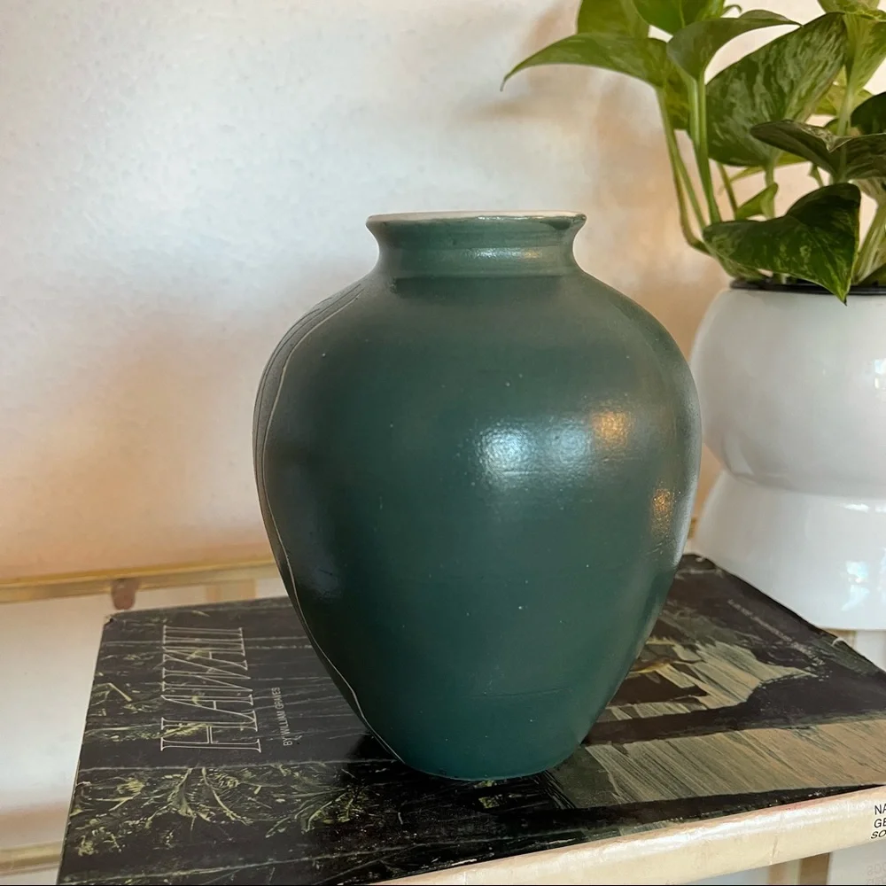 Rare Waylande Gregory 1950s Sgraffito Teal Green Art Deco Moon Face Vase Pottery - Picture 9 of 9